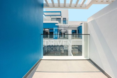 Townhouse de 5 dormitorios en Damac Lagoons, UAE No. 215105 17