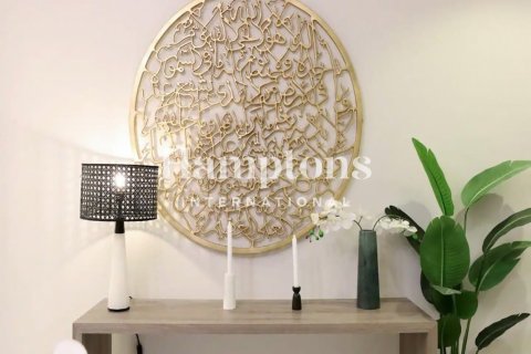 Квартира с 2 спальнями в The Address Dubai Marina, ОАЭ №213620 16