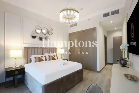Квартира с 2 спальнями в The Address Dubai Marina, ОАЭ №213620 4