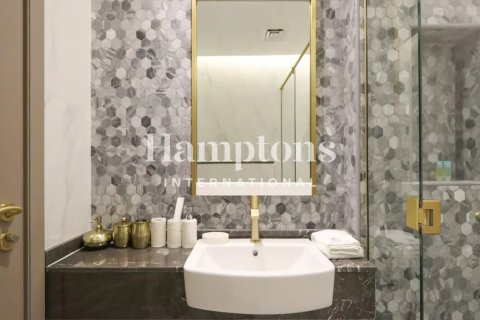 Квартира с 2 спальнями в The Address Dubai Marina, ОАЭ №213620 23