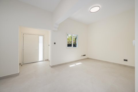 Villa de 3 dormitorios en The Lakes, UAE No. 215420 10