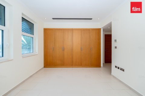 Вилла с 3 спальнями в Jumeirah Park, ОАЭ №161767 19