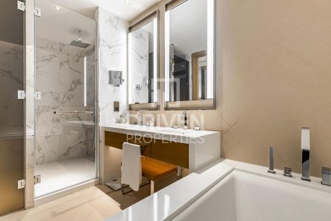 Apartment de 3 dormitorios en The Address Residences Dubai Opera, UAE No. 221406 12