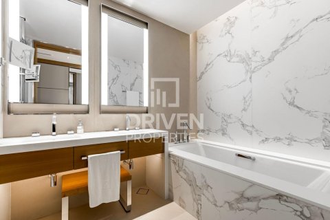 Apartment de 3 dormitorios en The Address Residences Dubai Opera, UAE No. 221406 15