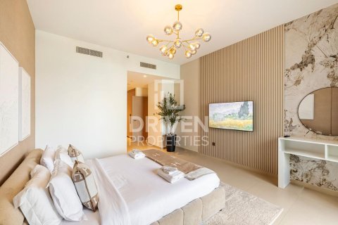 3 bedrooms Apartment in Opera District, UAE No. 211469 9