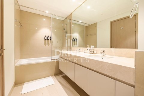 3 bedrooms Apartment in Opera District, UAE No. 211469 16