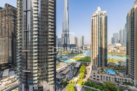 3 bedrooms Apartment in Opera District, UAE No. 211469