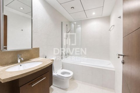 Apartment de 1 dormitorio en Standpoint Towers, UAE No. 223293 11