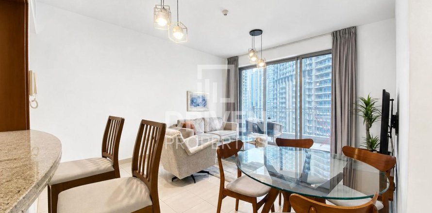 Apartment de 1 dormitorio en Standpoint Towers, UAE No. 223293