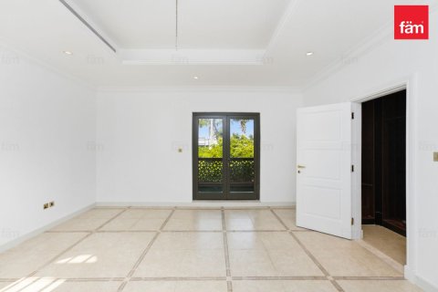 4 bedrooms Villa in Palm Jumeirah, UAE No. 147793 17