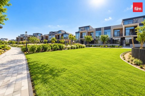 4 bedrooms Townhouse in Dubai, UAE No. 168242 15