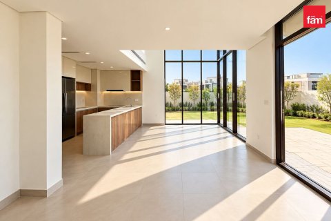 4 bedrooms Townhouse in Dubai, UAE No. 168242 4
