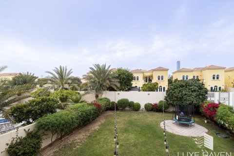 3 غرف نوم فيلا في Legacy, الإمارات العربية المتحدة رقم 14018 25