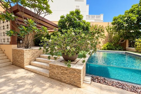 Вилла с 4 спальнями в Emirates Hills, ОАЭ №221623 22