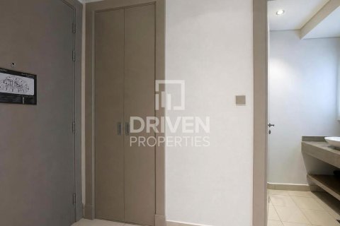 1 bedroom Apartment in DAMAC Towers by Paramount, UAE No. 212326 14