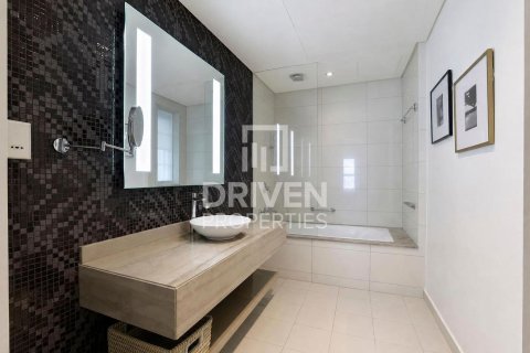 1 bedroom Apartment in DAMAC Towers by Paramount, UAE No. 212326 13