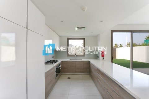Villa de 4 dormitorios en Yas Island, UAE No. 142299 15