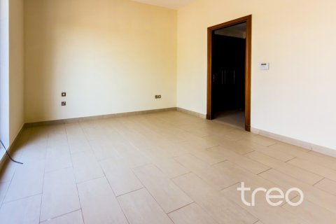3 bedrooms Villa in Casa, UAE No. 220822 7
