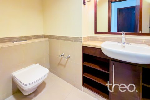 3 bedrooms Villa in Casa, UAE No. 220822 15