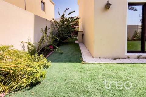 3 bedrooms Villa in Casa, UAE No. 220822 19
