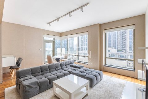 Apartment de 2 dormitorios en The Lofts, UAE No. 215031 6