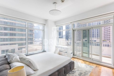 Apartment de 2 dormitorios en The Lofts, UAE No. 215031 11