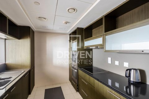 Apartment de 2 dormitorios en The Lofts, UAE No. 215031 4