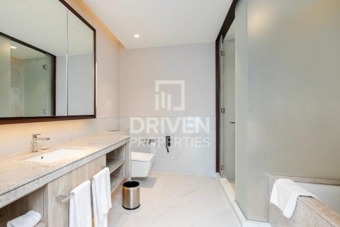 1 bedroom Apartment in Address Harbour Point, UAE No. 212457 8