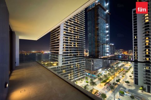Apartment de 2 dormitorios en Dubai Harbour, UAE No. 167101 3