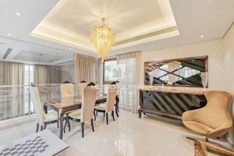 Вилла с 6 спальнями в Meydan, ОАЭ №128175 4