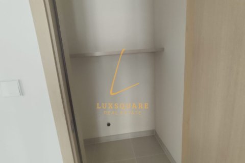 Apartment de 2 dormitorios en Deira, UAE No. 224322 11