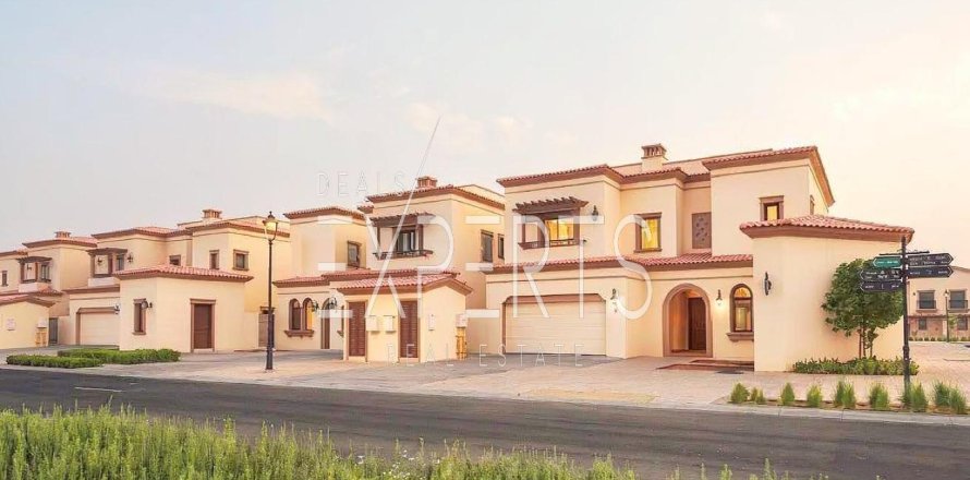 Villa de 3 dormitorios en Khalifa City, UAE No. 224235