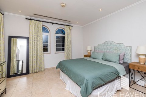 Villa de 3 chambres à Legacy, UAE No. 10586 9