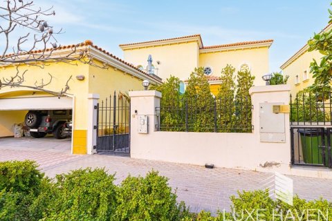 Villa de 3 chambres à Legacy, UAE No. 10586 15