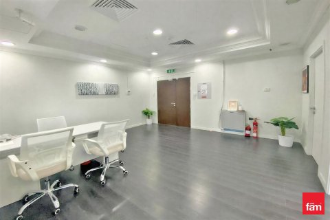 74.4m² Office in Dubai, UAE No. 216025 8