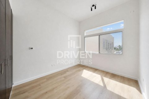 Villa de 4 dormitorios en Al Barsha 1, UAE No. 221516 9