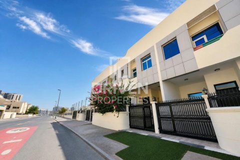 Villa de 4 dormitorios en Al Barsha 1, UAE No. 221516 20