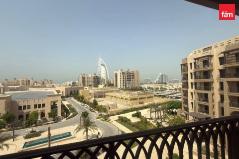 Appartement de 2 chambres à Umm Suqeim, UAE No. 219982 9