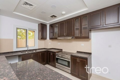 3 bedrooms Townhouse in Casa Dora, UAE No. 220916 3