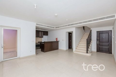 3 bedrooms Townhouse in Casa Dora, UAE No. 220916 4