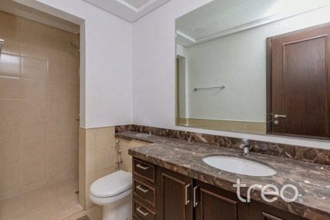3 bedrooms Townhouse in Casa Dora, UAE No. 220916 7