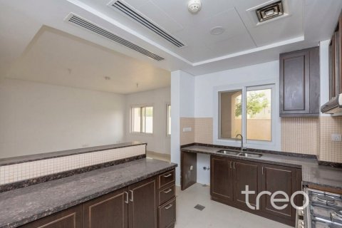 3 bedrooms Townhouse in Casa Dora, UAE No. 220916 10
