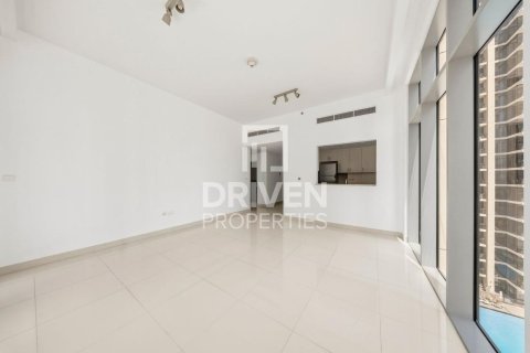1 غرف نوم شقة في BLVD Crescent, الإمارات العربية المتحدة رقم 215115