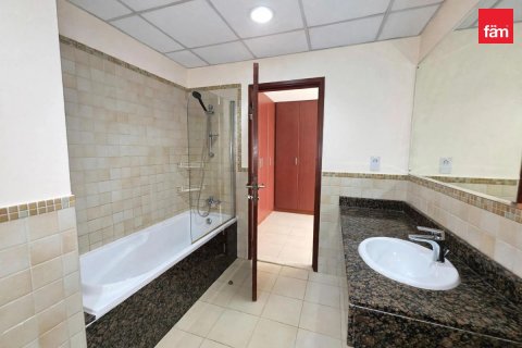 Appartement de 2 chambres à Dubai, UAE No. 219250 17
