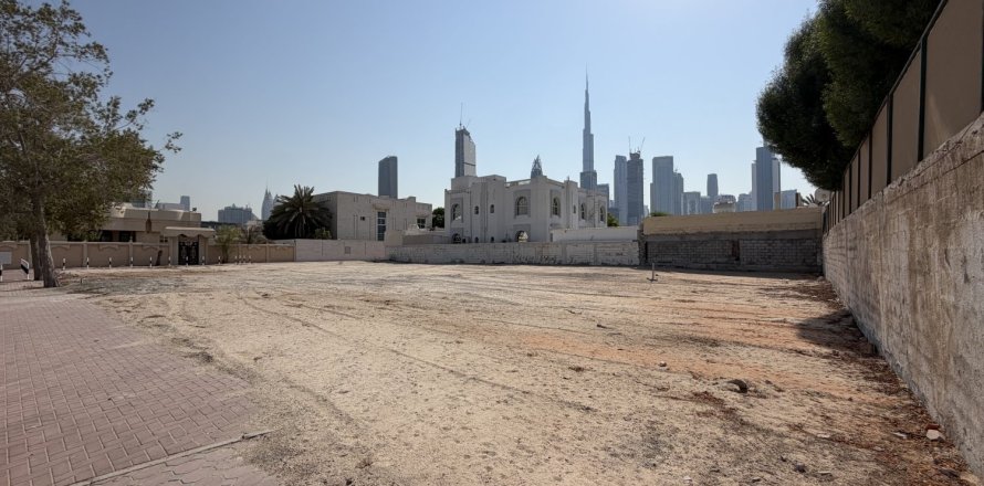 Land de 1393.55m² en Al Wasl, UAE No. 215313
