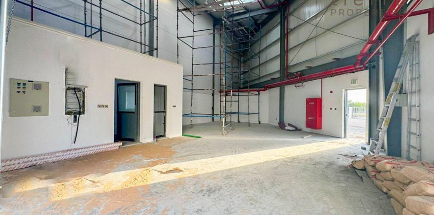 Warehouse de 280.6m² en Jebel Ali, UAE No. 48807