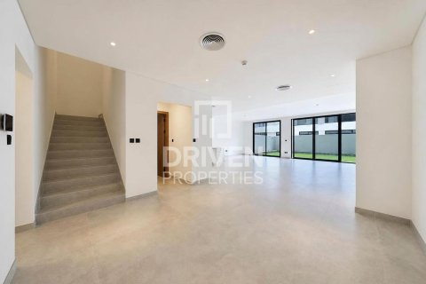 Townhouse de 3 dormitorios en Dubai Land, UAE No. 204706 4