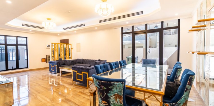 Villa de 4 chambres à Jumeirah Village Triangle, UAE No. 224591