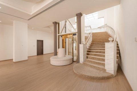 Villa de 5 dormitorios en Al Barsha, UAE No. 215419 8