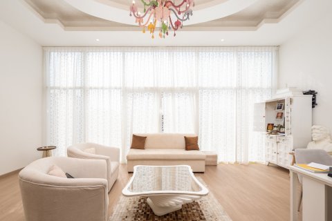 Villa de 5 dormitorios en Al Barsha, UAE No. 215419 22